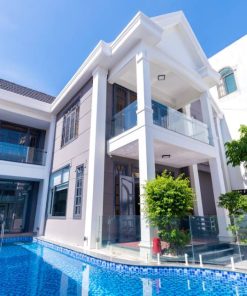 Villa 10/9A Lạc Long Quân